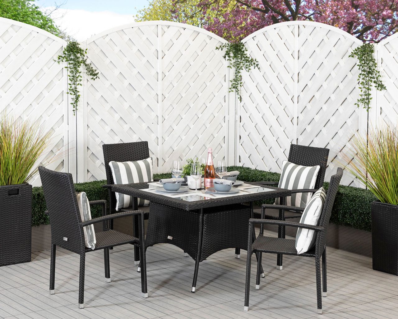 4 Seat Rattan Garden Dining Set With Square Dining Table in Black - Rio